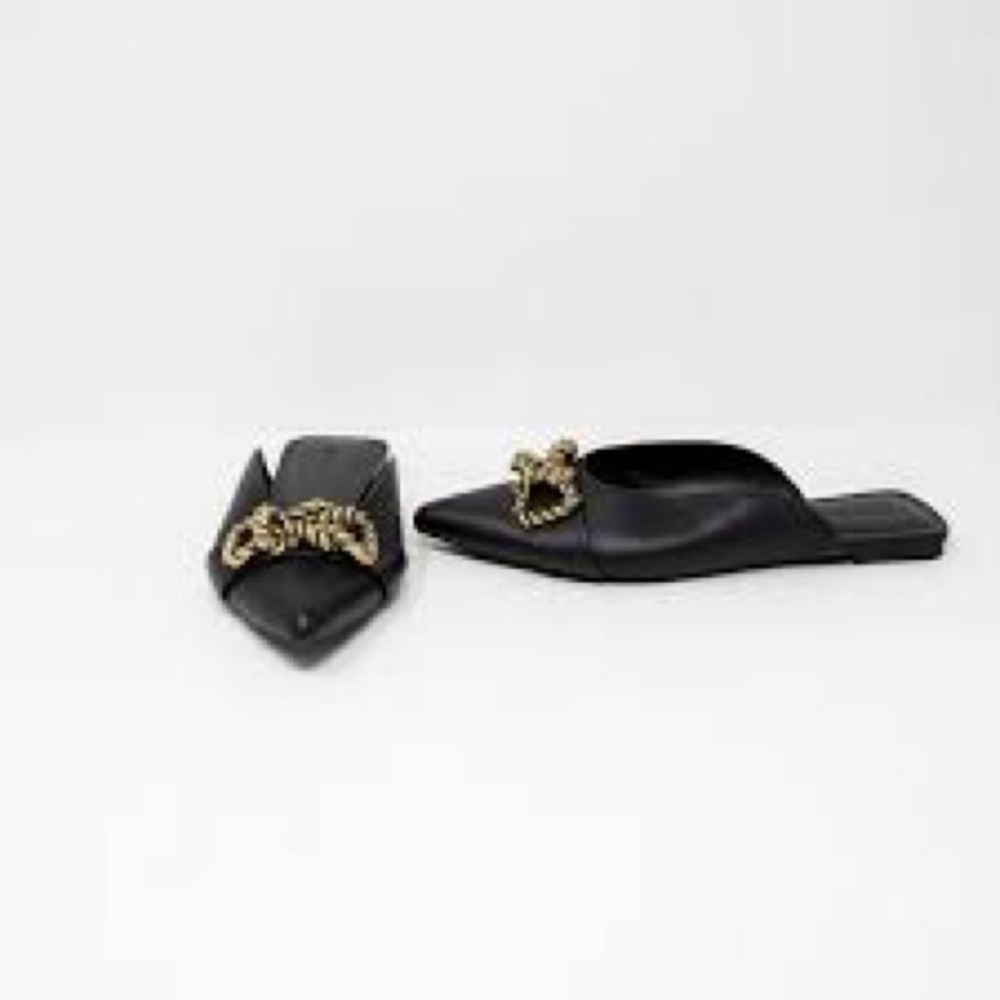 NWOB Open Edit Kyla Vegan Leather Metal Rope Knot Open Flat Mule 4 small scuff